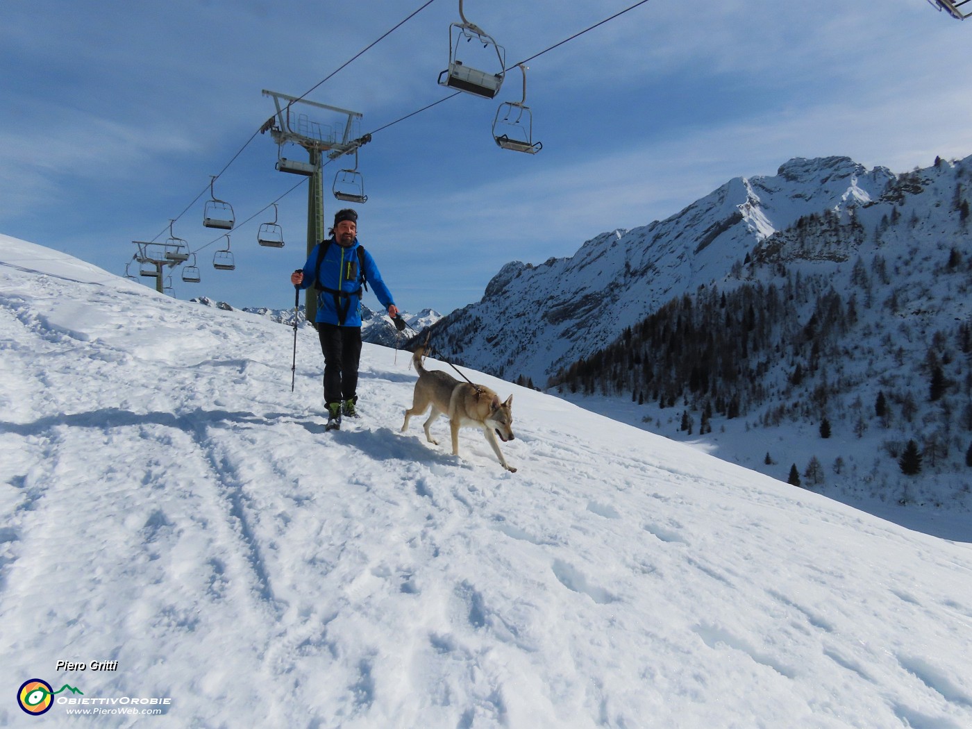 66 Forse  presto le seggiovie riprenderanno a funzionare !.JPG